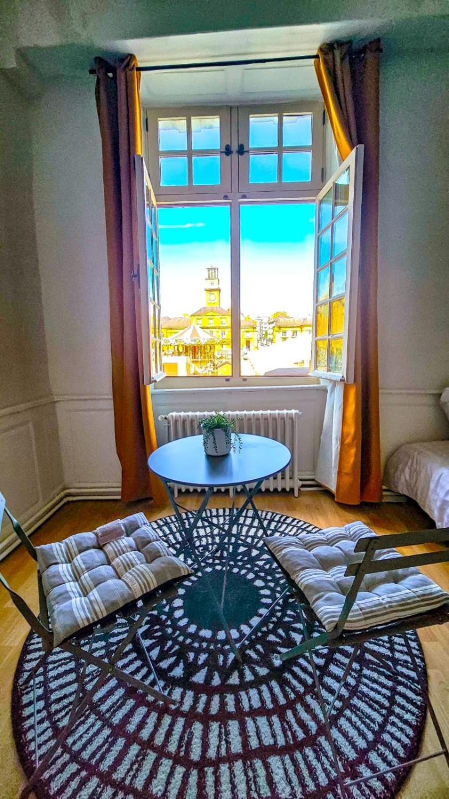 Grand Apt 130M2 Vue Place Ducale Charleville-Mézières 외부 사진