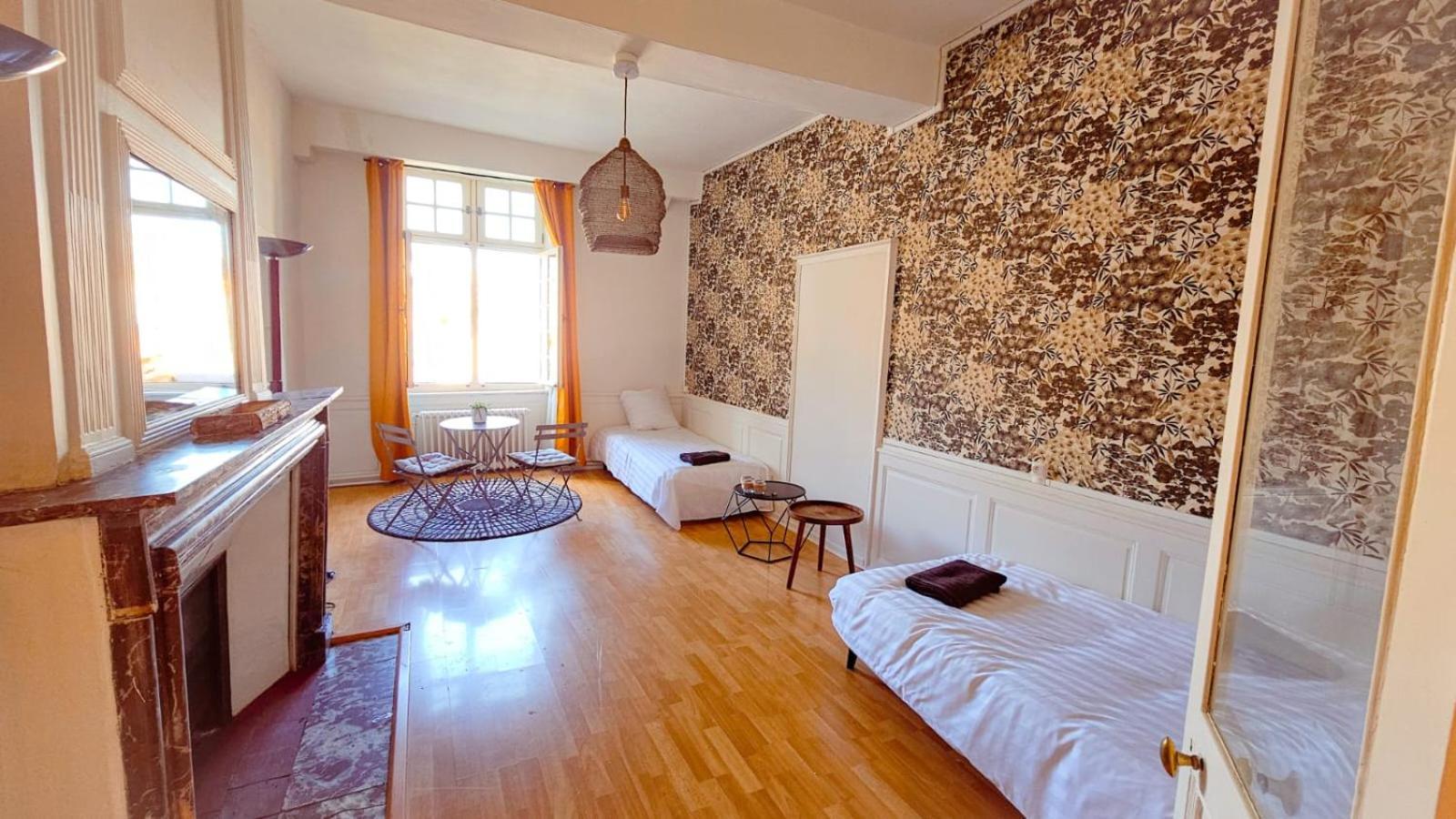 Grand Apt 130M2 Vue Place Ducale Charleville-Mézières 외부 사진